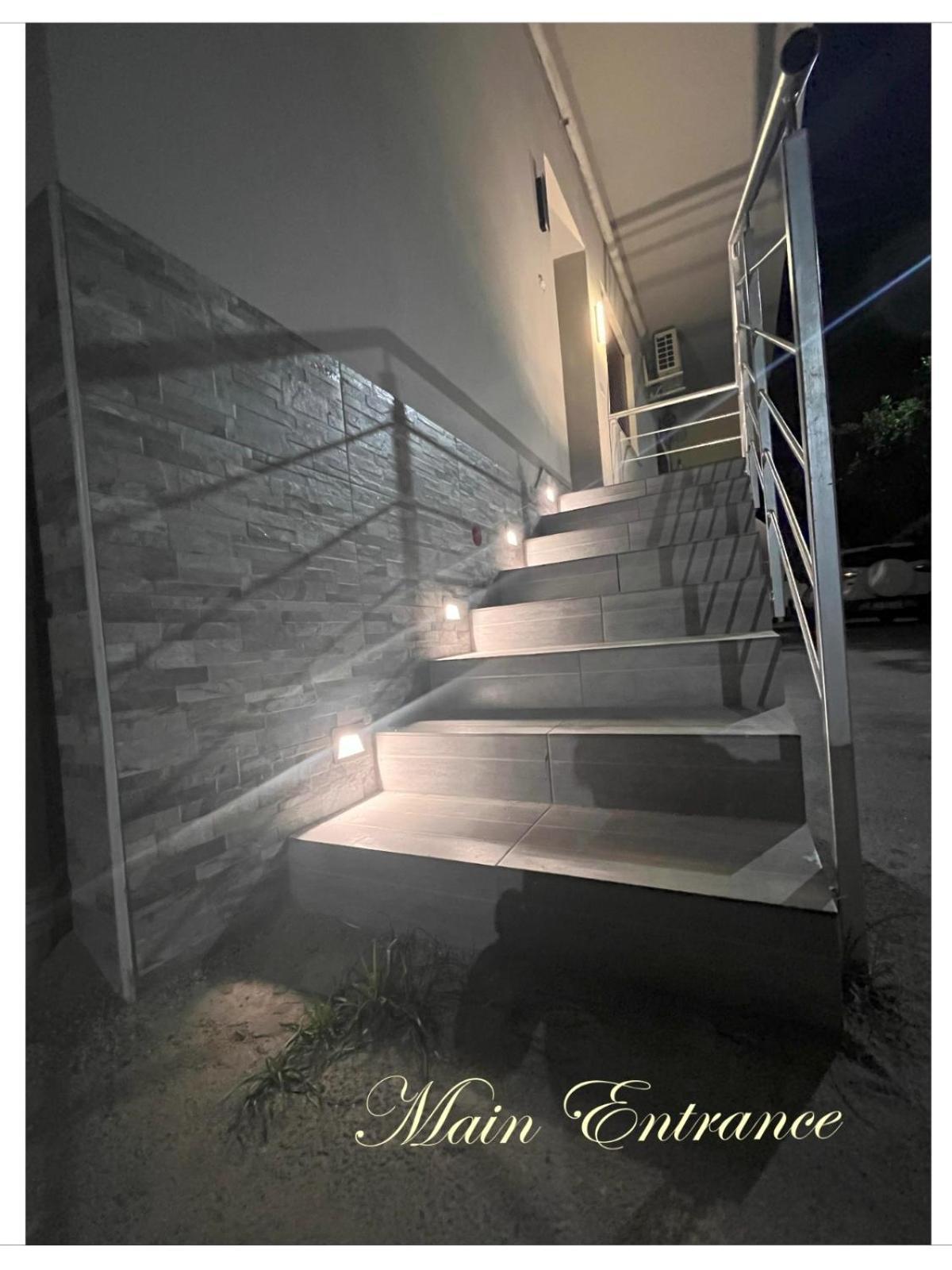 Tropical Inn Airport Reggio Calabria Exterior photo